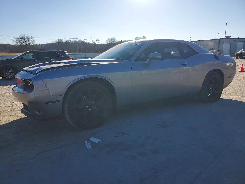 DODGE CHALLENGER 2016 with VIN 2C3CDZAG1GH352628 - Photo from auction