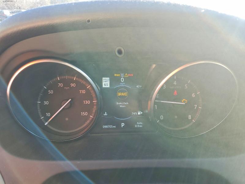 Photo 9 from auction – 2017 LAND ROVER DISCOVERY with VIN SALCR2BG2HH650334