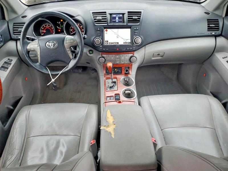 Photo 8 from auction – 2010 TOYOTA HIGHLANDER with VIN 5TDDK3EH7AS016318