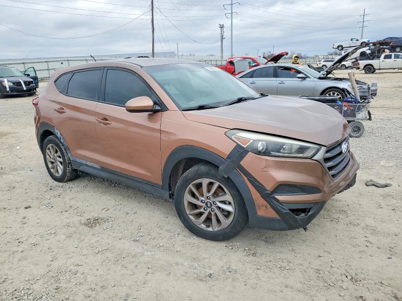 Photo 4 from auction – 2016 HYUNDAI TUCSON with VIN KM8J23A42GU108717