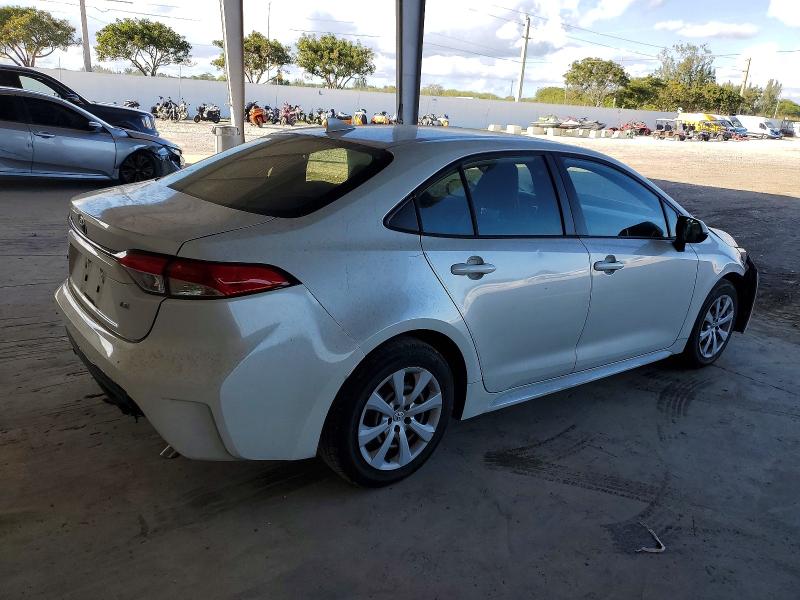 Photo 3 from auction – 2021 TOYOTA COROLLA LE with VIN JTDEPMAE8MJ162798