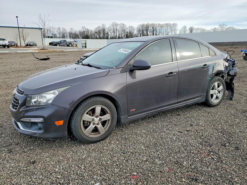 CHEVROLET CRUZE 2015 with VIN 1G1PC5SB0F7171311 - Photo from auction