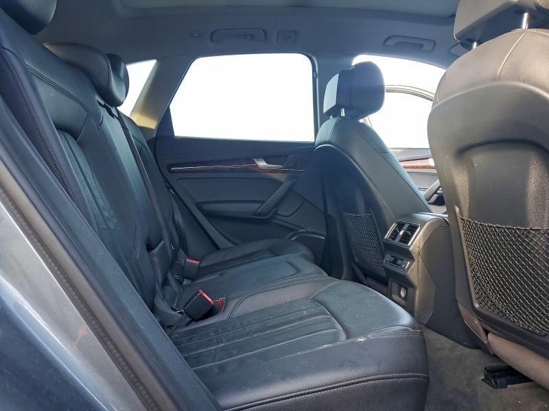 Photo 11 from auction – 2018 AUDI Q5 PREMIUM with VIN WA1BNAFY5J2015851