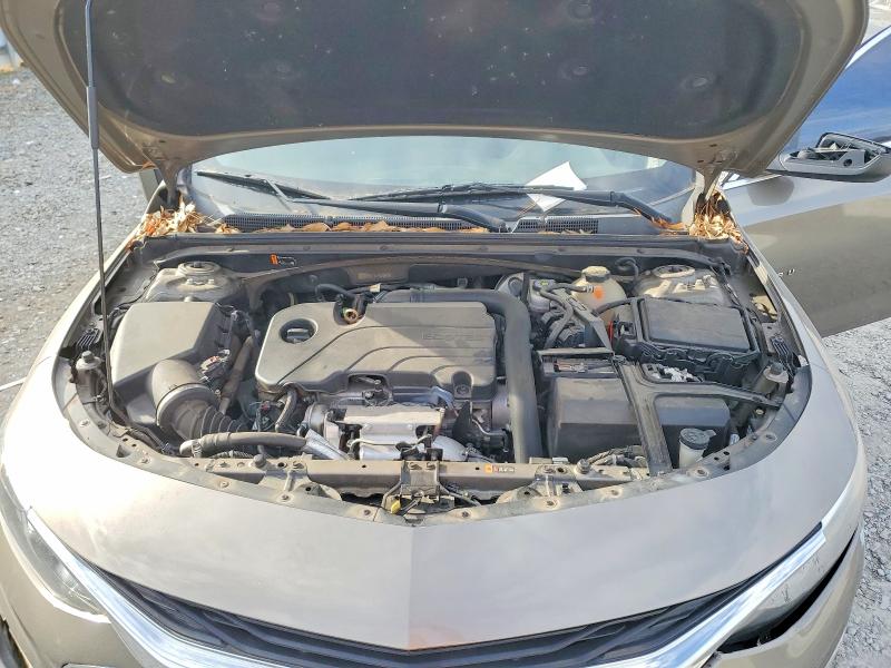 Photo 11 from auction – 2020 CHEVROLET MALIBU LT with VIN 1G1ZD5ST6LF020439