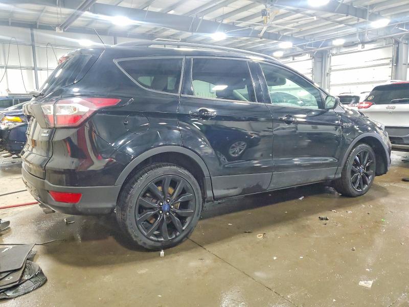 Photo 3 from auction – 2018 FORD ESCAPE SE with VIN 1FMCU9GD3JUA38181