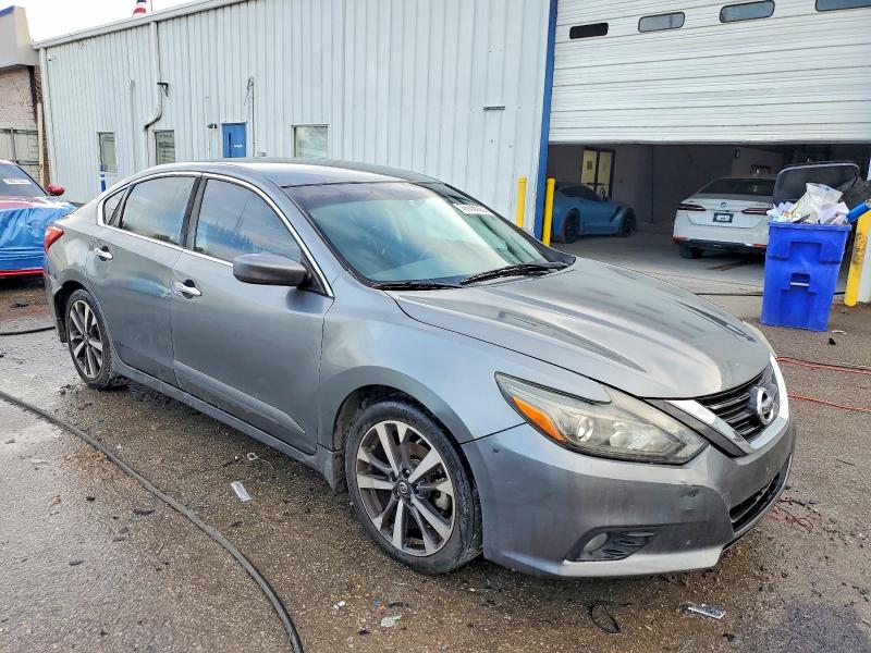 Photo 4 from auction – 2016 NISSAN ALTIMA with VIN 1N4AL3AP3GC180338