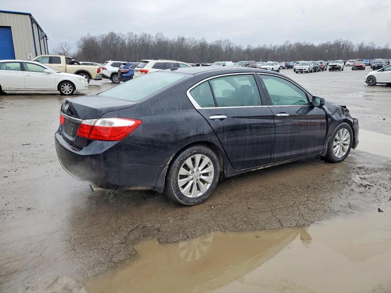 Photo 3 from auction – 2015 HONDA ACCORD EXL with VIN 1HGCR2F89FA240261