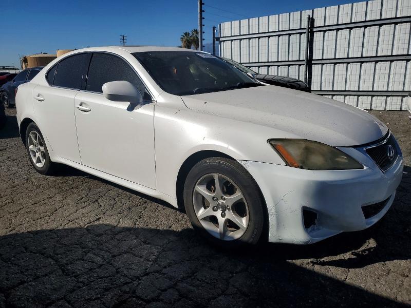 Photo 4 from auction – 2008 LEXUS IS with VIN JTHCK262685025140