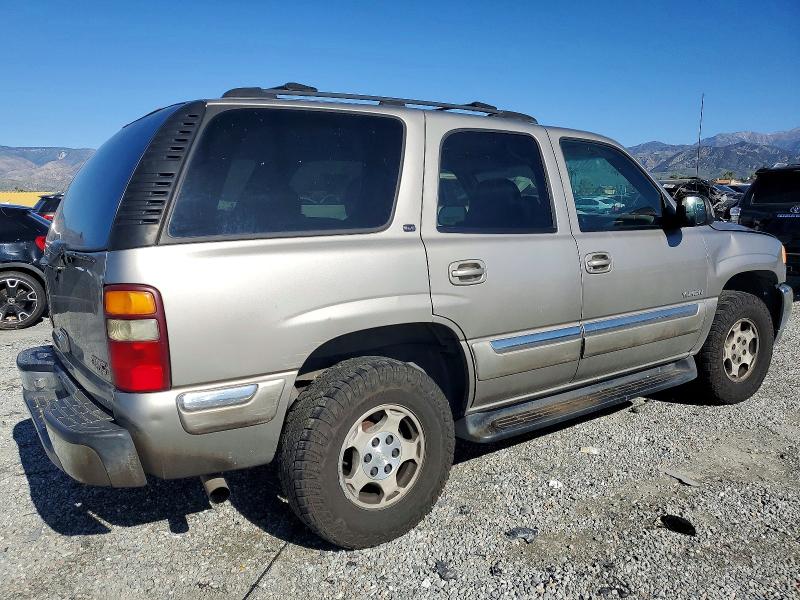 Photo 3 from auction – 2001 GMC YUKON with VIN 1GKEC13T21R171052