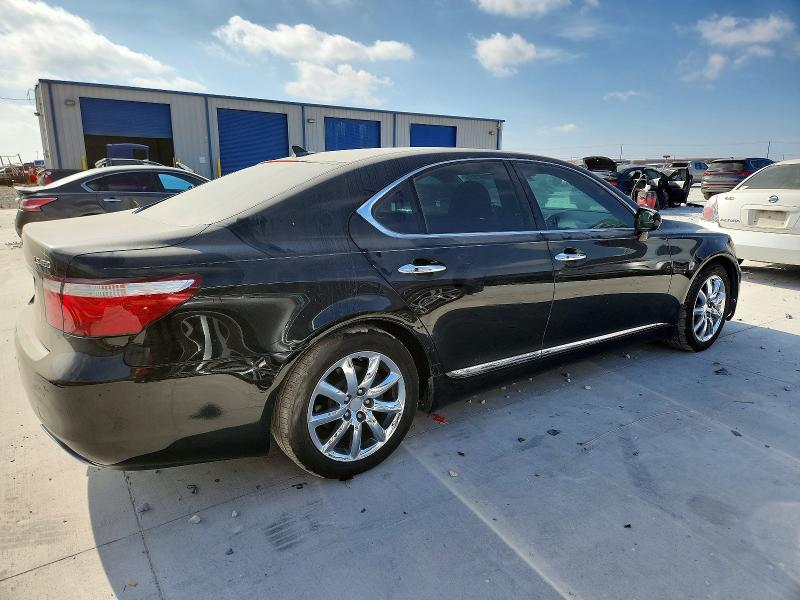 Photo 3 from auction – 2009 LEXUS LS with VIN JTHBL46F795084576