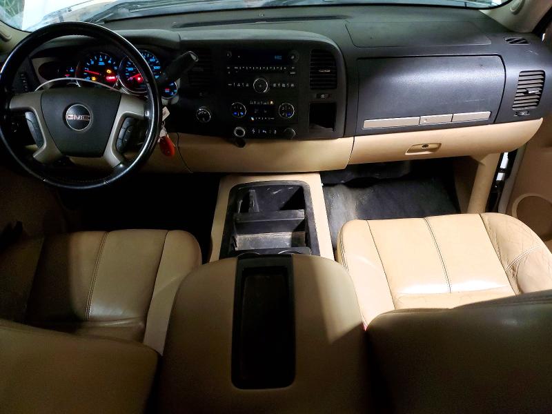 صورة رقم 8 من المزاد - 2011 GMC SIERRA مع VIN 1GTR2VE35BZ459850