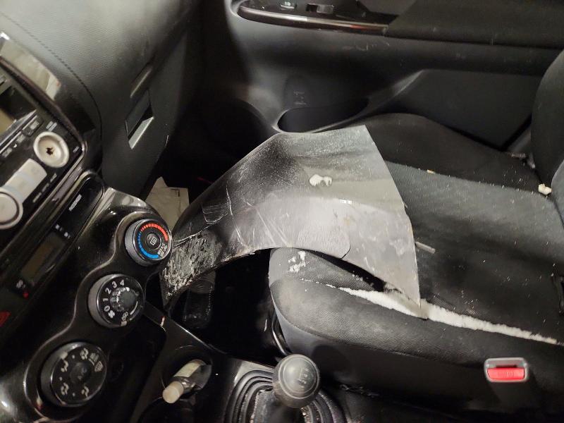 Photo 12 from auction – 2008 TOYOTA SCION XD with VIN JTKKU104X8J018073