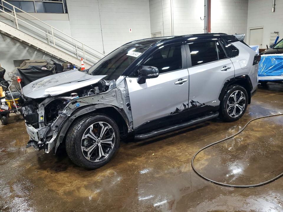 TOYOTA RAV4 PRIME 2022 with VIN JTMFB3FV2ND090843 - Photo from auction