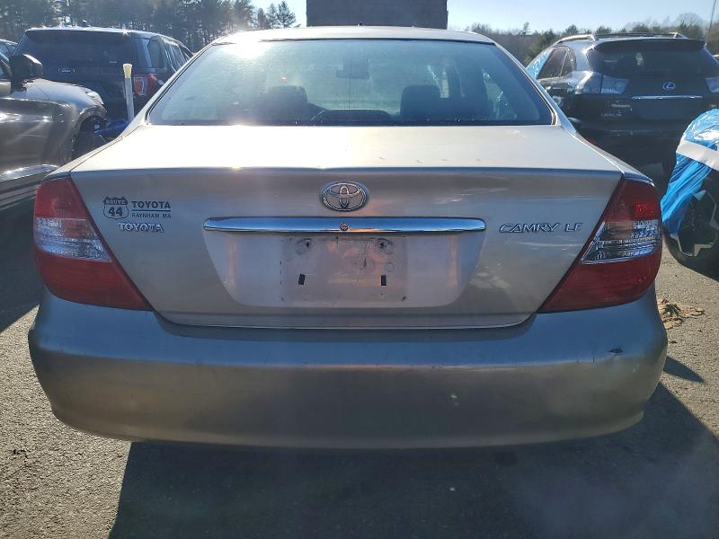 Photo 6 from auction – 2004 TOYOTA CAMRY with VIN 4T1BE32K84U301412