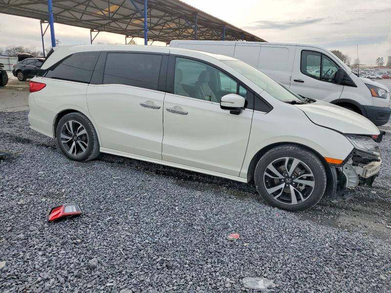Photo 4 from auction – 2018 HONDA ODYSSEY EL with VIN 5FNRL6H92JB064838