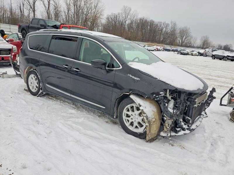 Photo 4 from auction – 2020 CHRYSLER PACIFICA with VIN 2C4RC1BG9LR275438