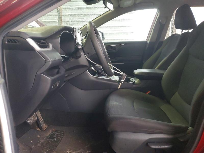 Photo 7 from auction – 2019 TOYOTA RAV4 LE with VIN 2T3F1RFV6KW032111