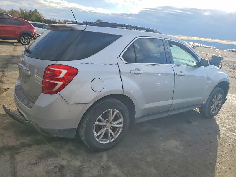 Photo 3 from auction – 2017 CHEVROLET EQUINOX LT with VIN 2GNFLFEK9H6227809