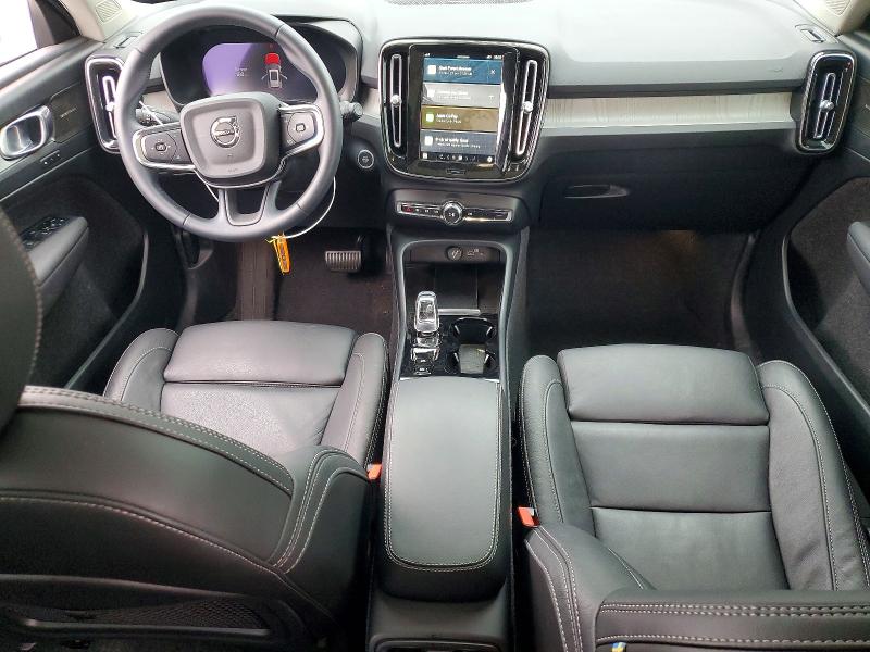 Photo 8 from auction – 2024 VOLVO XC40 PLUS with VIN YV4L12UL9R2358190