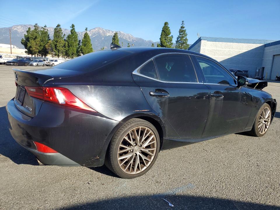 Photo 3 from auction – 2015 LEXUS IS 250 with VIN JTHBF1D22F5054161