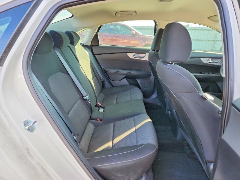 Photo 10 from auction – 2023 KIA FORTE with VIN 3KPF24AD7PE516466