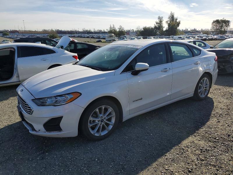 Photo 1 from auction – 2019 FORD FUSION SE with VIN 3FA6P0LU2KR178098