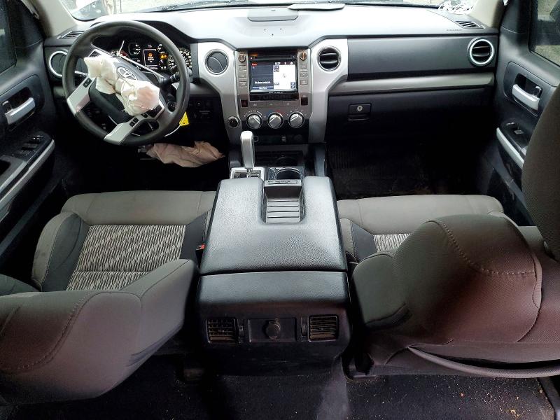 Photo 8 from auction – 2018 TOYOTA TUNDRA CRE with VIN 5TFDY5F12JX772712
