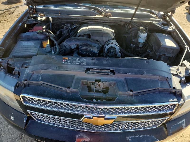 Photo 12 from auction – 2013 CHEVROLET SUBURBAN with VIN 1GNSCKE0XDR227547