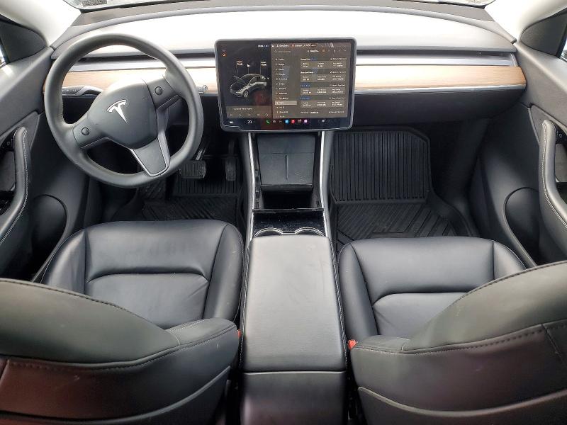 Photo 8 from auction – 2020 TESLA MODEL Y with VIN 5YJYGDEE5LF038355