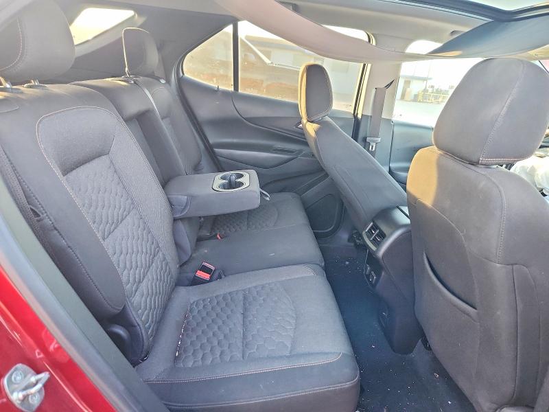 Photo 11 from auction – 2018 CHEVROLET EQUINOX with VIN 3GNAXJEV3JS640182