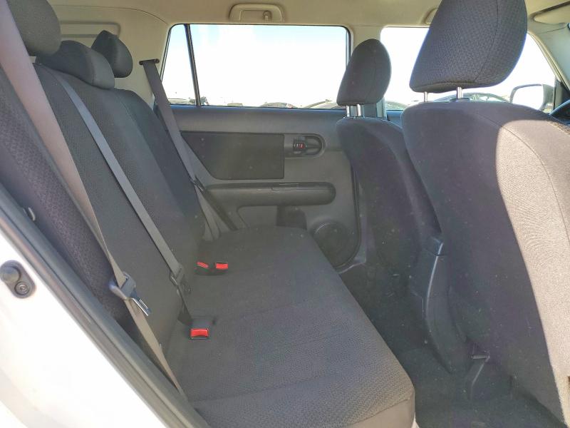 Photo 10 from auction – 2008 TOYOTA SCION with VIN JTLKE50E881037567