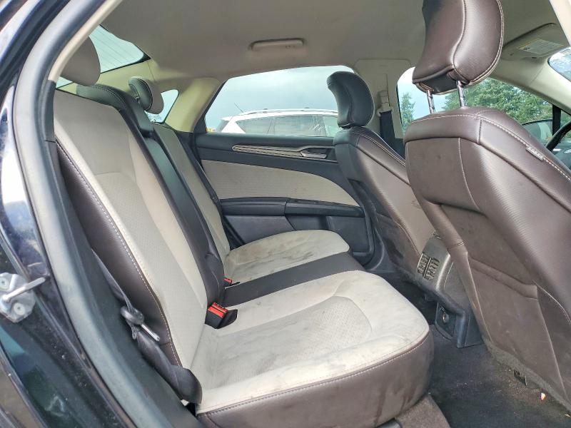 Photo 10 from auction – 2019 FORD FUSION SE with VIN 3FA6P0HD7KR162343