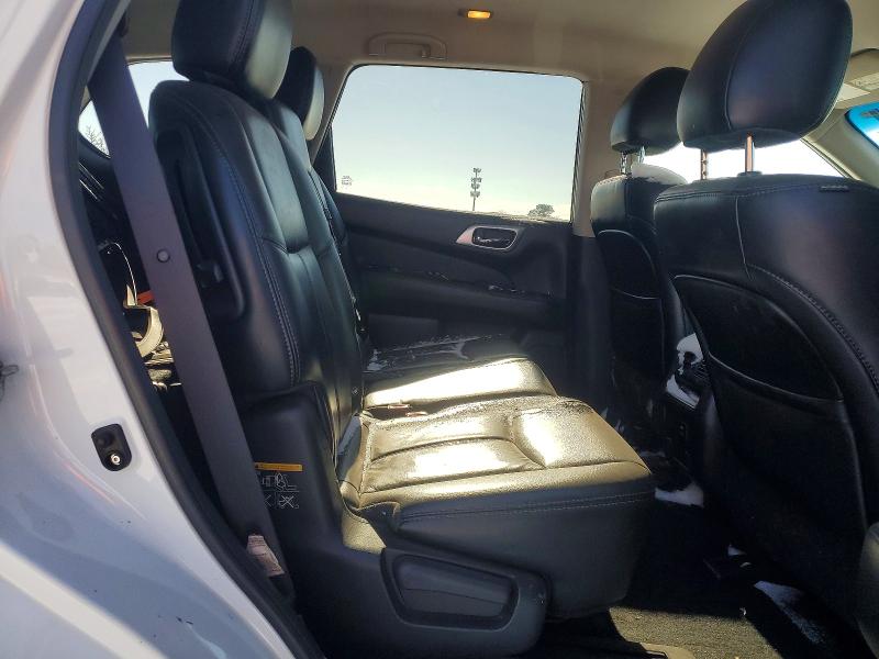 Photo 11 from auction – 2015 NISSAN PATHFINDER with VIN 5N1AR2MM2FC716209