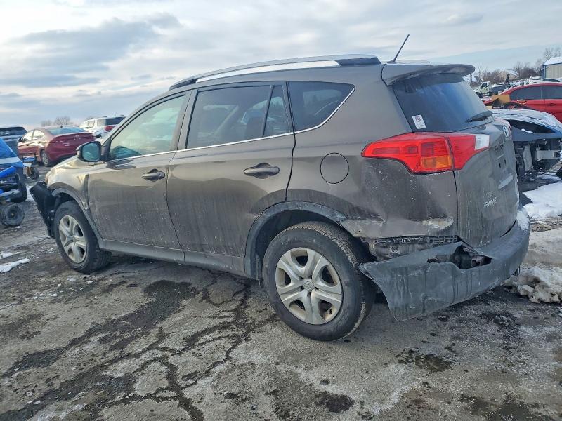 Photo 2 from auction – 2015 TOYOTA RAV4 LE with VIN 2T3BFREV1FW369843