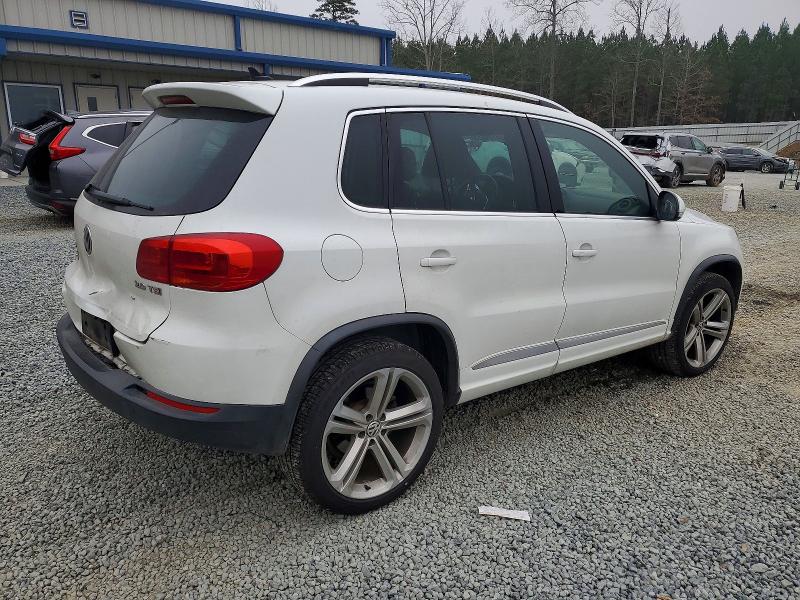Photo 3 from auction – 2014 VOLKSWAGEN TIGUAN with VIN WVGAV3AX4EW100735