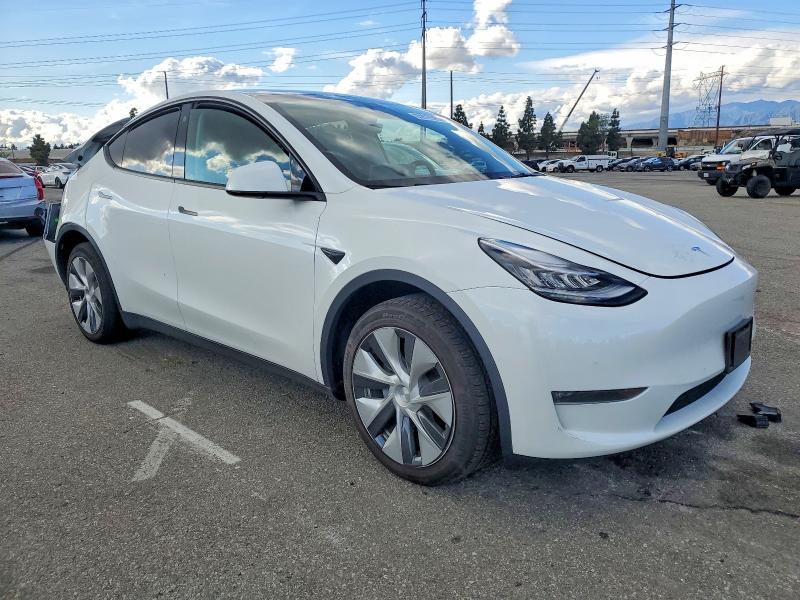 Photo 4 from auction – 2022 TESLA MODEL Y with VIN 7SAYGDEE7NF512120