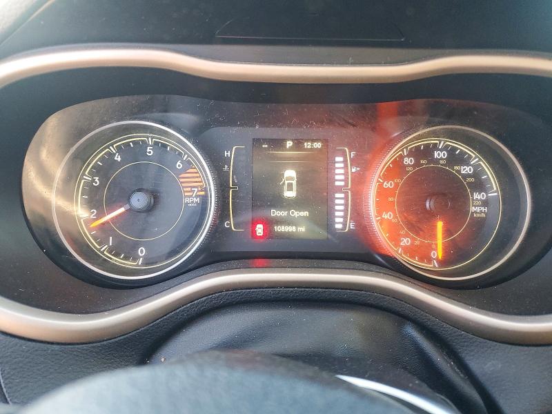 Photo 9 from auction – 2016 JEEP CHEROKEE L with VIN 1C4PJLCBXGW295271