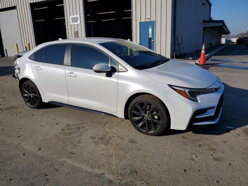 Photo 4 from auction – 2026 TOYOTA COROLLA with VIN JTDBCMFE2T3118130