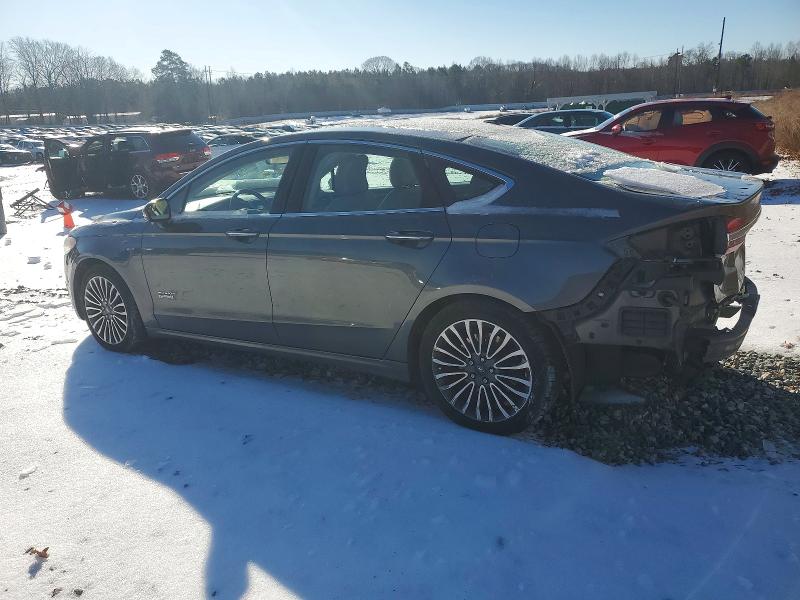 Photo 2 from auction – 2017 FORD FUSION with VIN 3FA6P0PU7HR208425