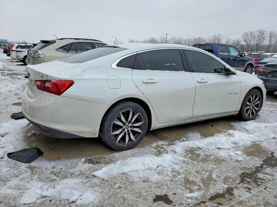 Photo 3 from auction – 2017 CHEVROLET MALIBU with VIN 1G1ZE5ST7HF140254