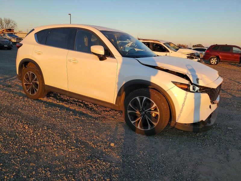 Photo 4 from auction – 2022 MAZDA CX-5 PREMI with VIN JM3KFBDM4N1528679