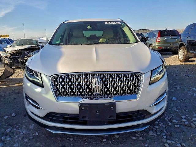 Photo 5 from auction – 2019 LINCOLN MKC SELECT with VIN 5LMCJ2C99KUL48920