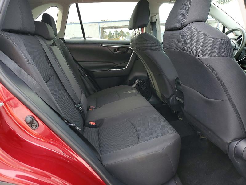 Photo 11 from auction – 2019 TOYOTA RAV4 LE with VIN 2T3H1RFV2KW017114
