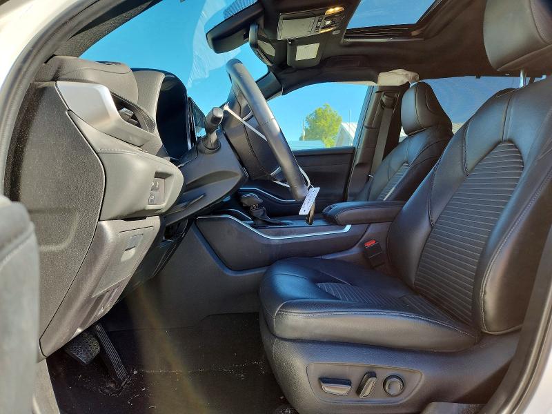 Photo 7 from auction – 2023 TOYOTA HIGHLANDER with VIN 5TDKDRAH1PS006399