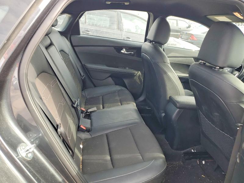 Photo 10 from auction – 2024 KIA FORTE with VIN 3KPF54AD6RE802528