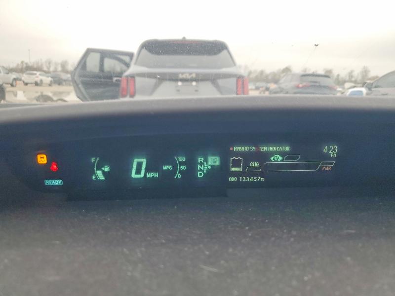 Photo 9 from auction – 2013 TOYOTA PRIUS with VIN JTDKN3DU8D1677077