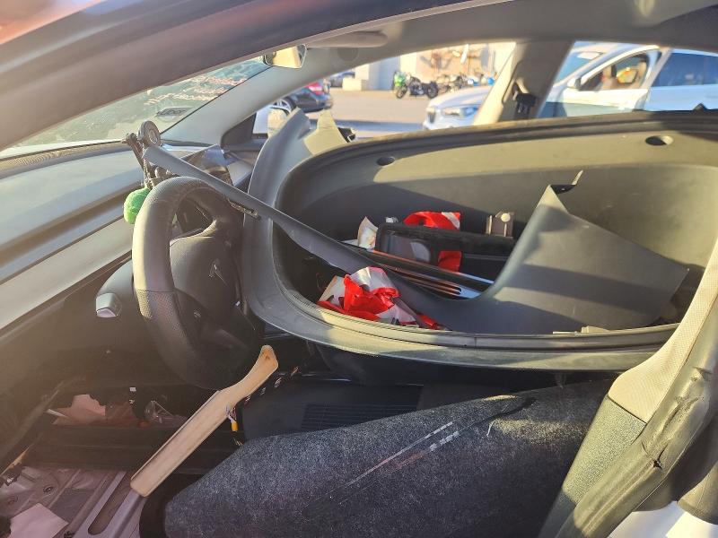 Photo 7 from auction – 2021 TESLA MODEL 3 with VIN 5YJ3E1EA9MF982690