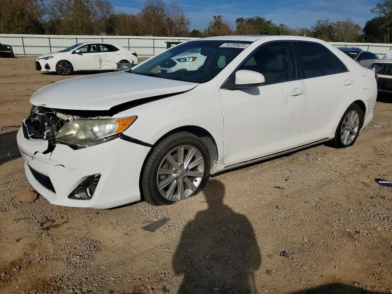 TOYOTA CAMRY 2014 with VIN 4T1BK1FK9EU549225 - Photo from auction