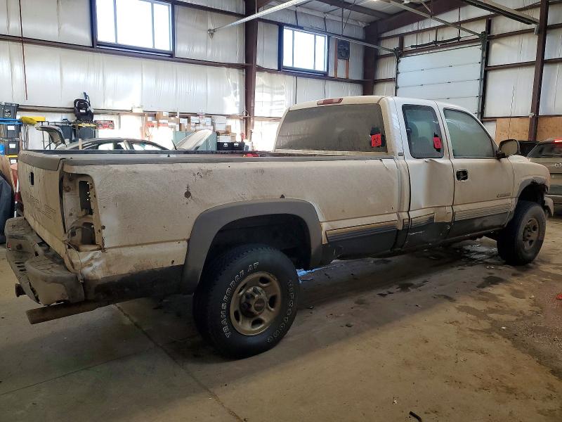 Photo 3 from auction – 2002 CHEVROLET SILVERADO with VIN 1GCHK29U52E145331