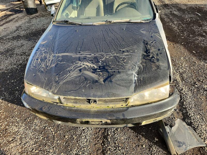 Photo 11 from auction – 1997 HONDA ACCORD with VIN 1HGCD5631VA114656